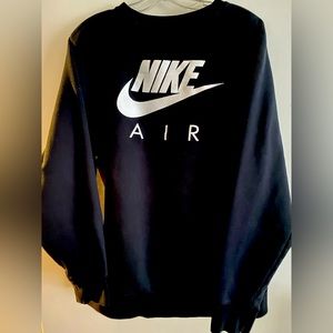 NIKE AIR men’s XL black sweatshirt with bright white logo detail